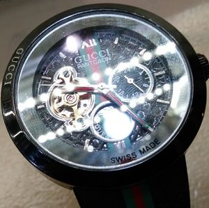 Gucci Watch (AUTOMATIC)..